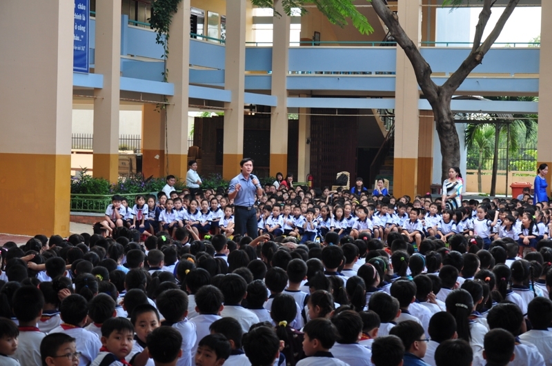 40 Kids and Counting: Teaching at a Government School