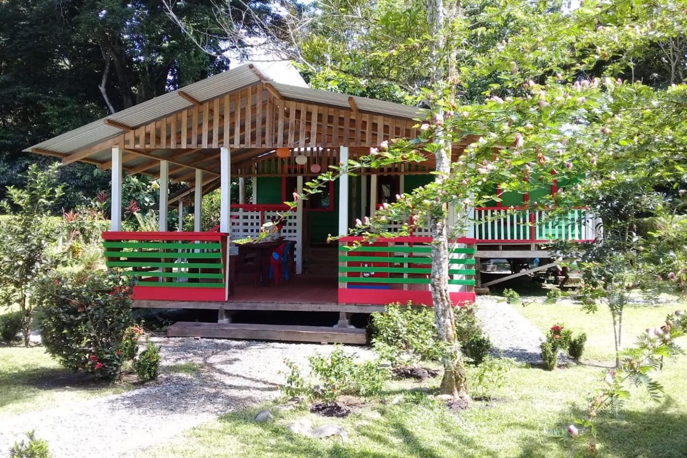 The outdoor kitchen where Marisa and her husband host cooking classes.